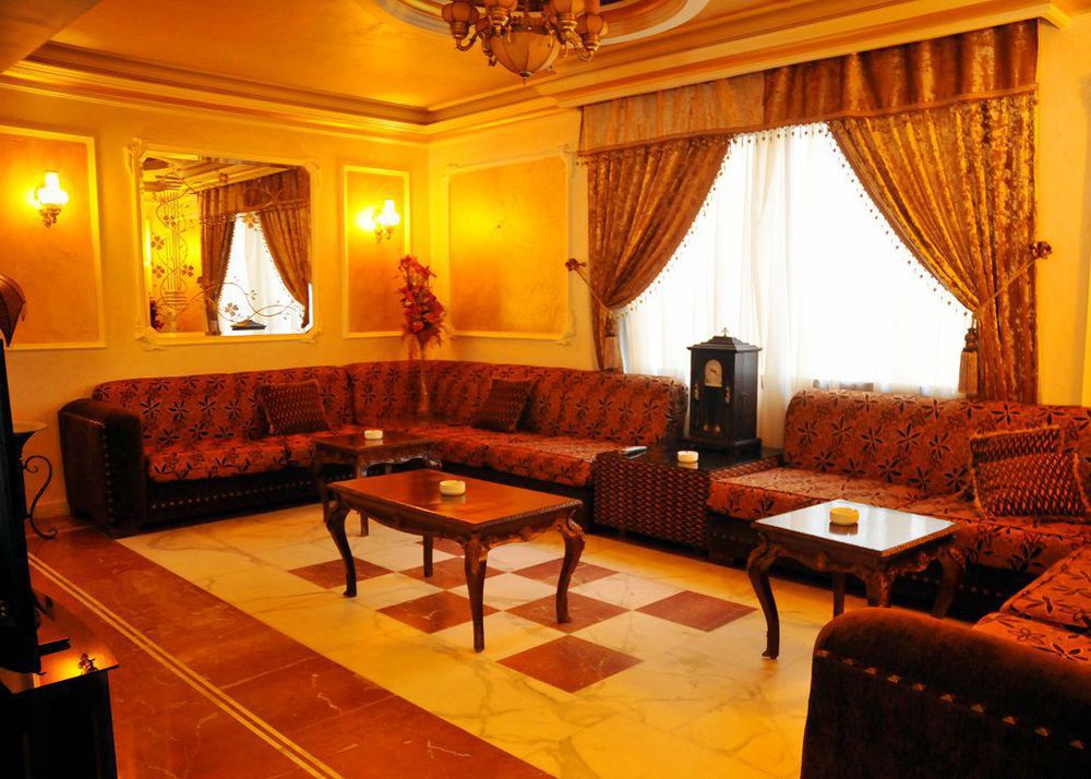 Legend Hotel Beirut Esterno foto