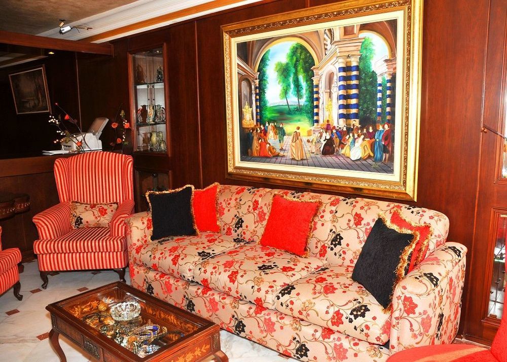 Legend Hotel Beirut Esterno foto